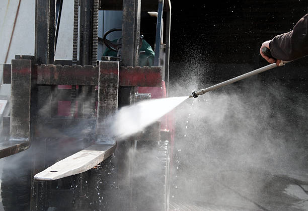Best Building Exterior Washing  in Freeland, WA